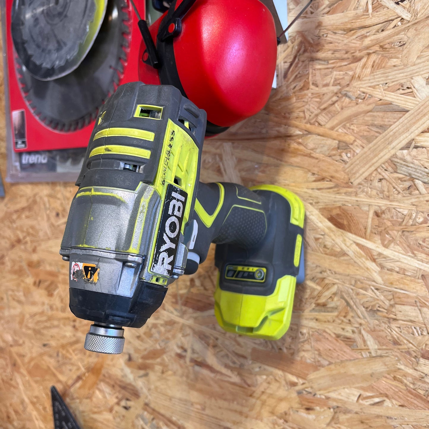 Ryobi Tækjakrókur – TLR festing fyrir verkfæri